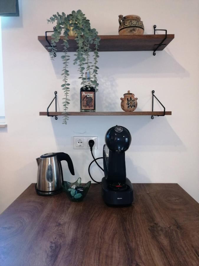 Apartment Iva Шіло Екстер'єр фото